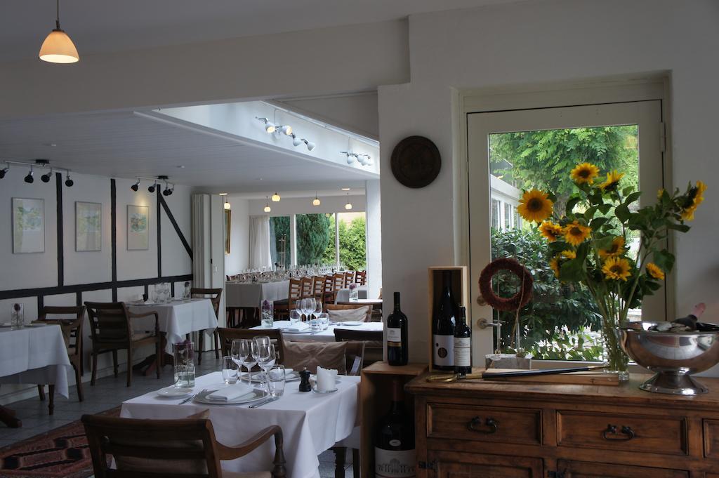Lyng Dal Hotel Og Restaurant Ry Экстерьер фото