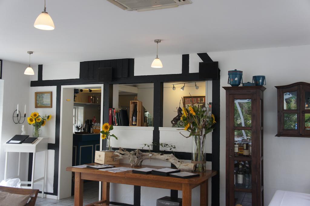 Lyng Dal Hotel Og Restaurant Ry Экстерьер фото