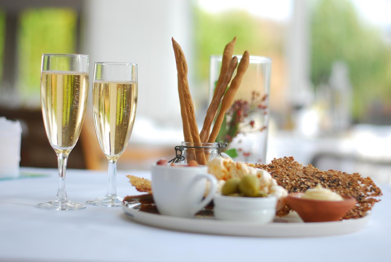 Lyng Dal Hotel Og Restaurant Ry Экстерьер фото