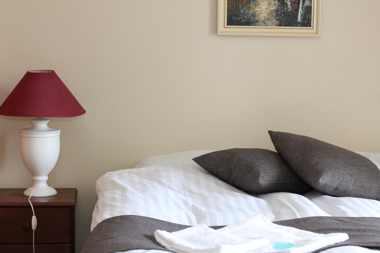 Lyng Dal Hotel Og Restaurant Ry Экстерьер фото